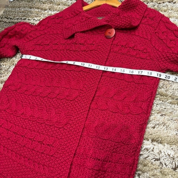 Inis Craft Large Cardigan Merino Wool Sweater One Button Cable Knit Red - Picture 11 of 12